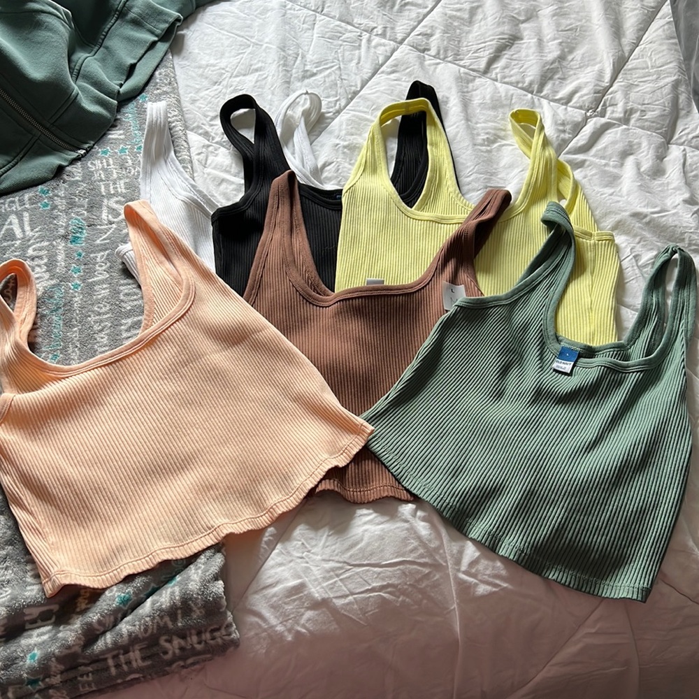 Old Navy cropped ribbed tank bundle
